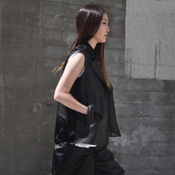 Veda x Stop It Right Now leather moto vest M - Picture 3 of 6